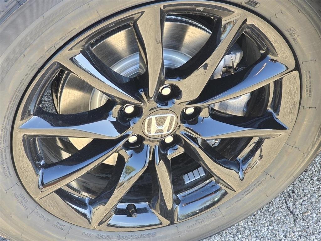 new 2026 Honda CR-V Hybrid car, priced at $38,580
