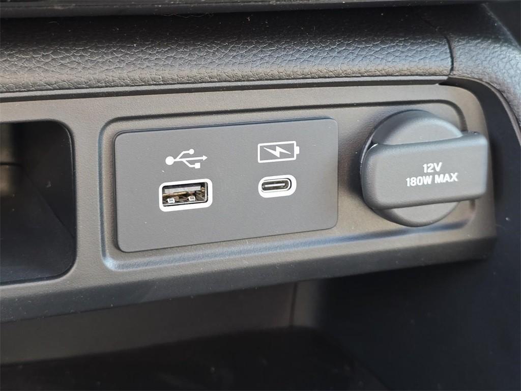 new 2025 Honda Pilot car, priced at $57,215