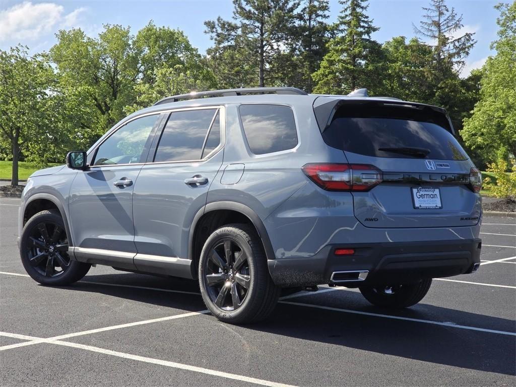 new 2025 Honda Pilot car, priced at $57,215