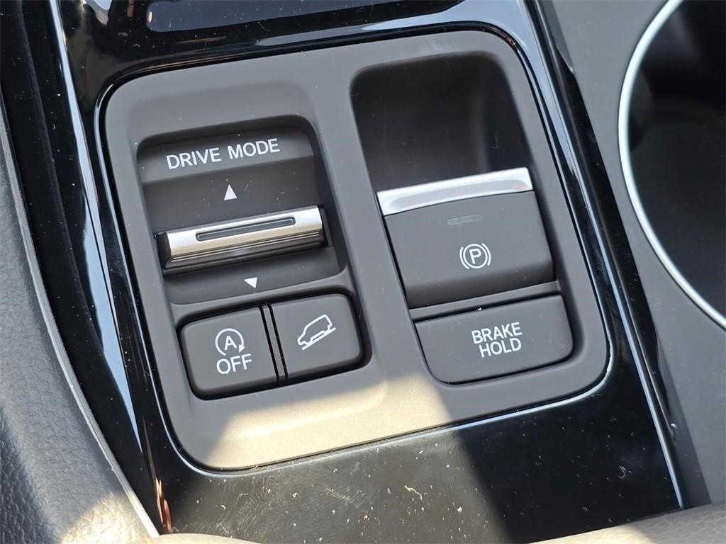 new 2025 Honda Pilot car, priced at $57,215