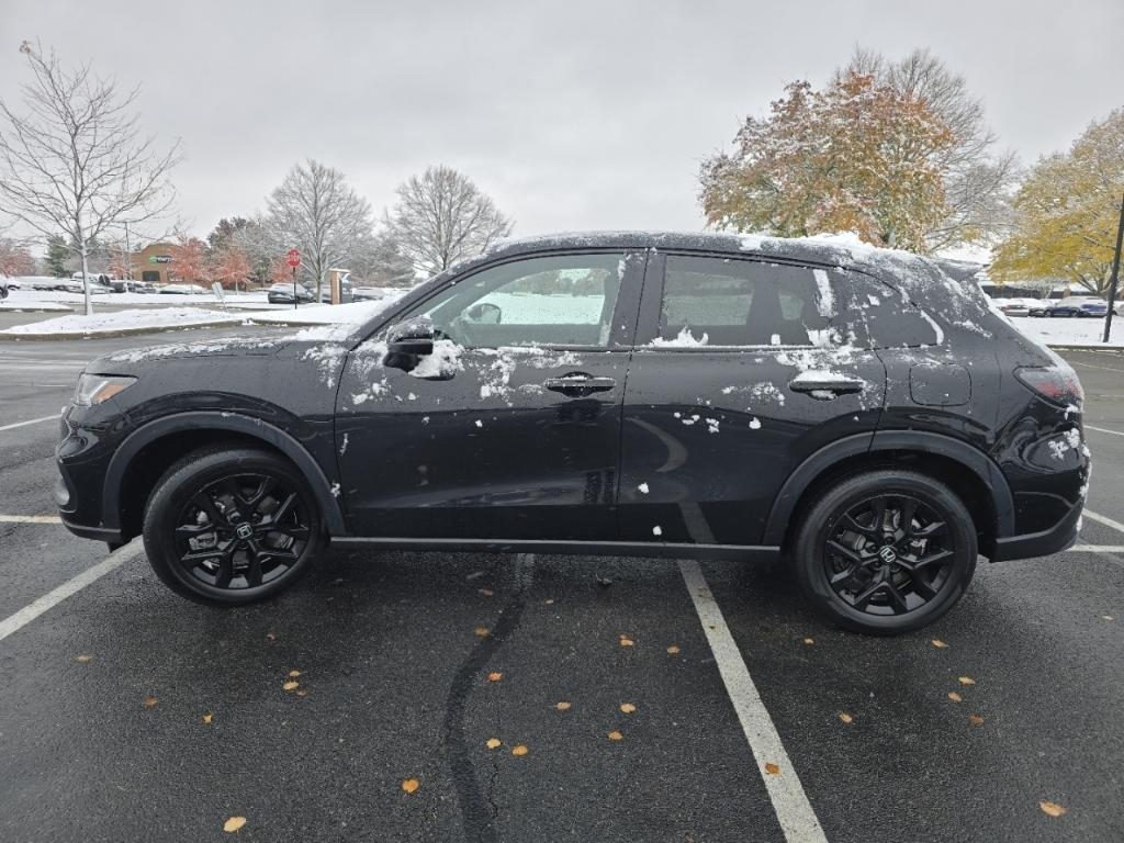 used 2025 Honda HR-V car, priced at $25,997