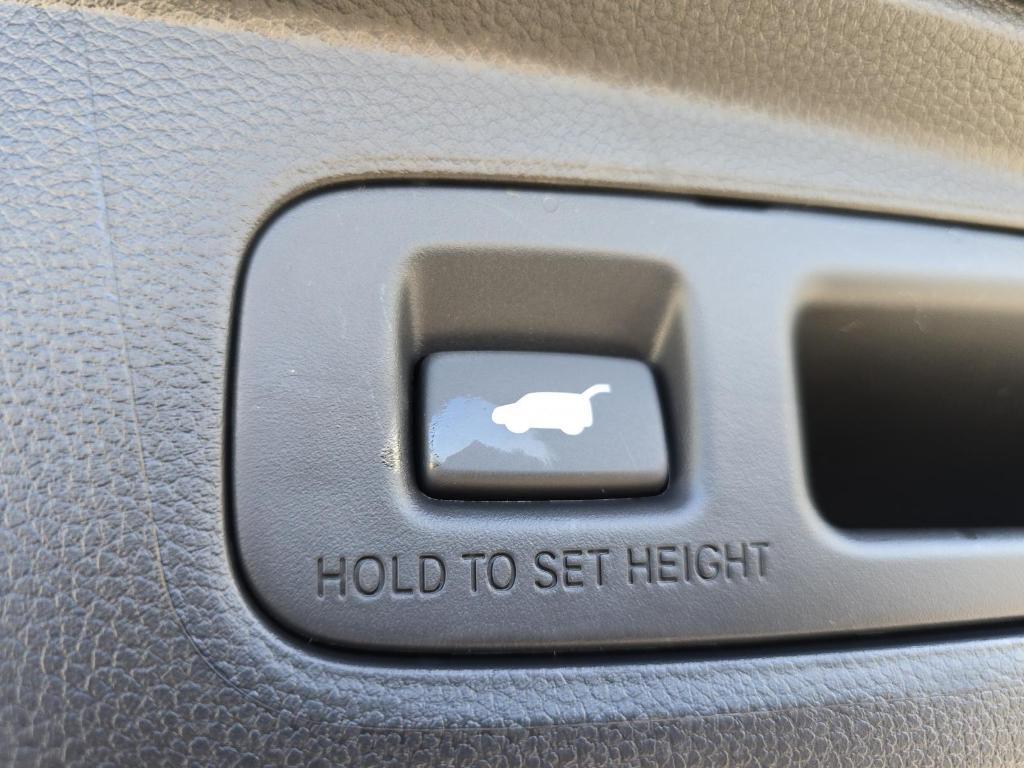 new 2025 Honda CR-V Hybrid car, priced at $40,545