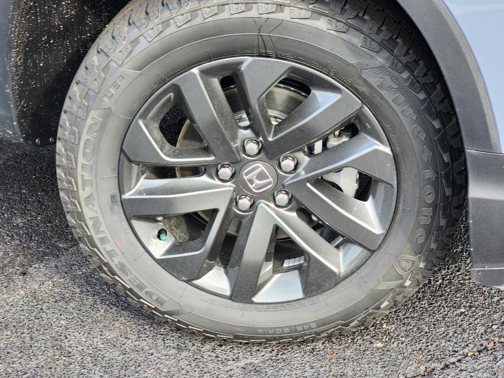 new 2025 Honda Ridgeline car, priced at $42,055
