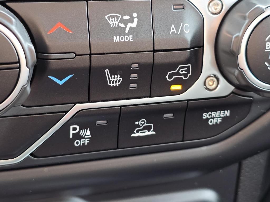 used 2020 Jeep Gladiator car, priced at $34,477