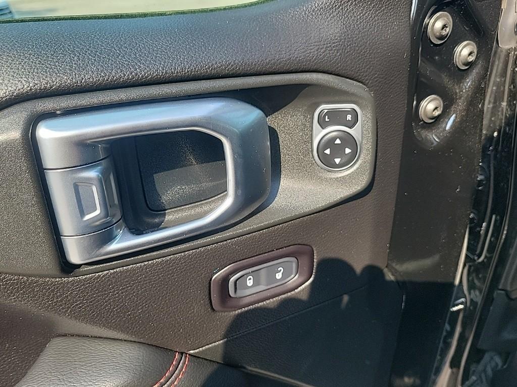 used 2020 Jeep Gladiator car, priced at $34,477