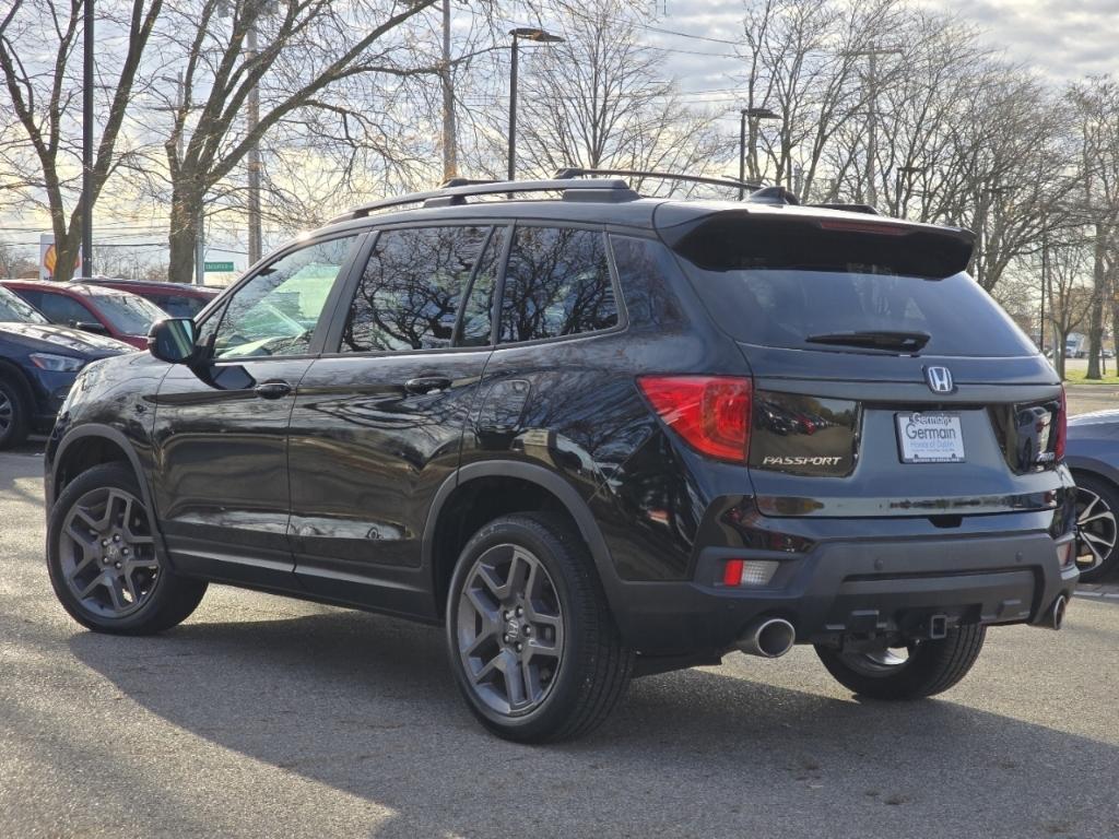 used 2022 Honda Passport car, priced at $30,297