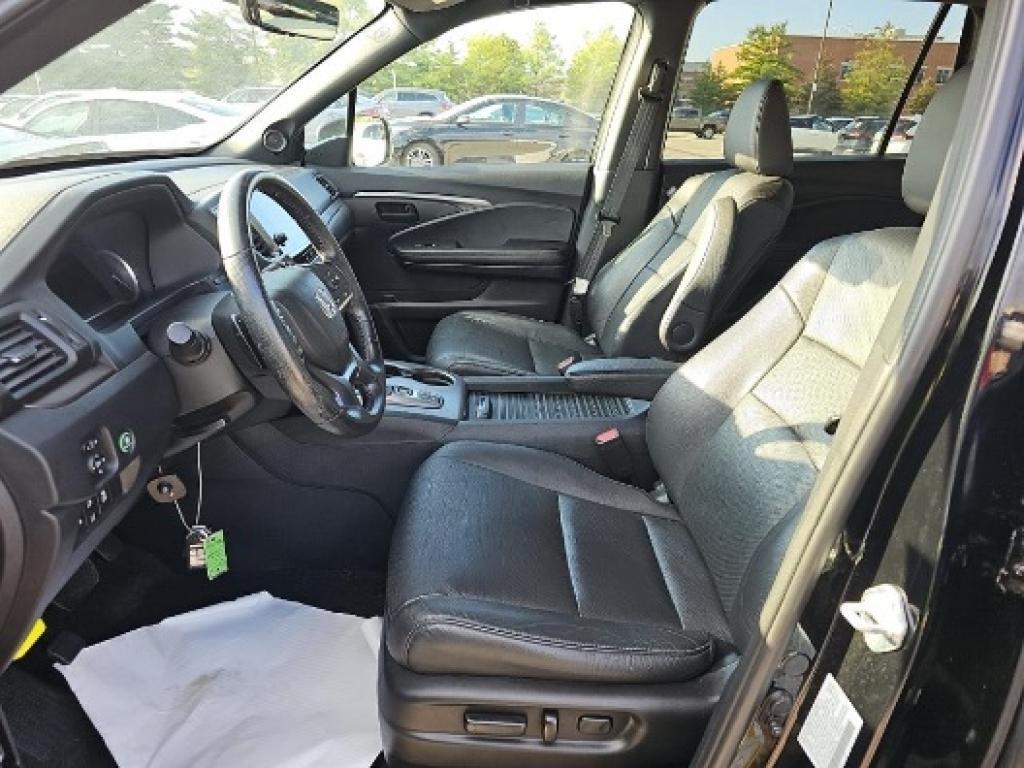 used 2022 Honda Passport car, priced at $31,697