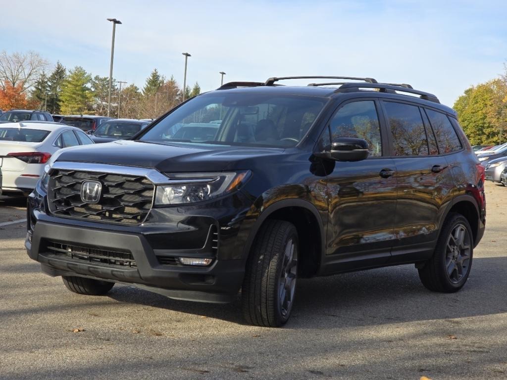 used 2022 Honda Passport car, priced at $30,297