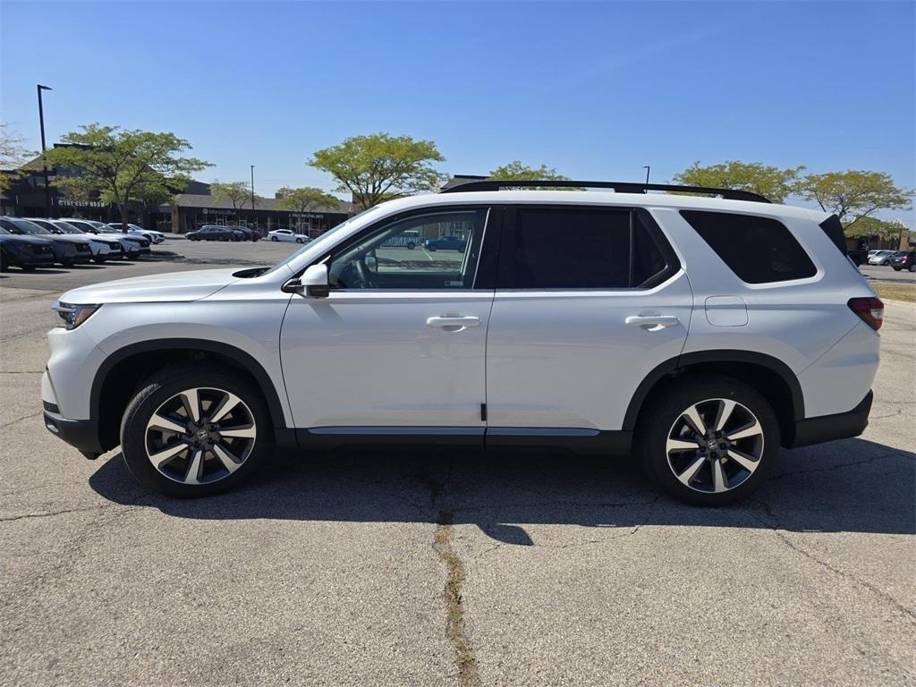 new 2025 Honda Pilot car, priced at $55,030