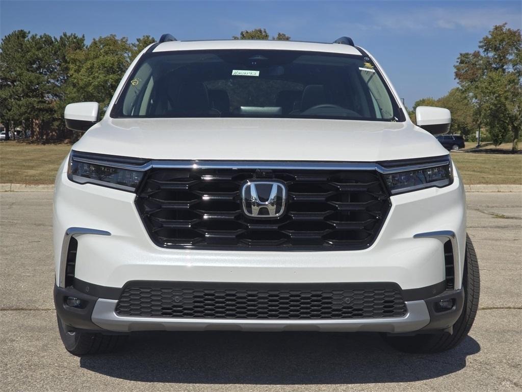new 2025 Honda Pilot car, priced at $55,030