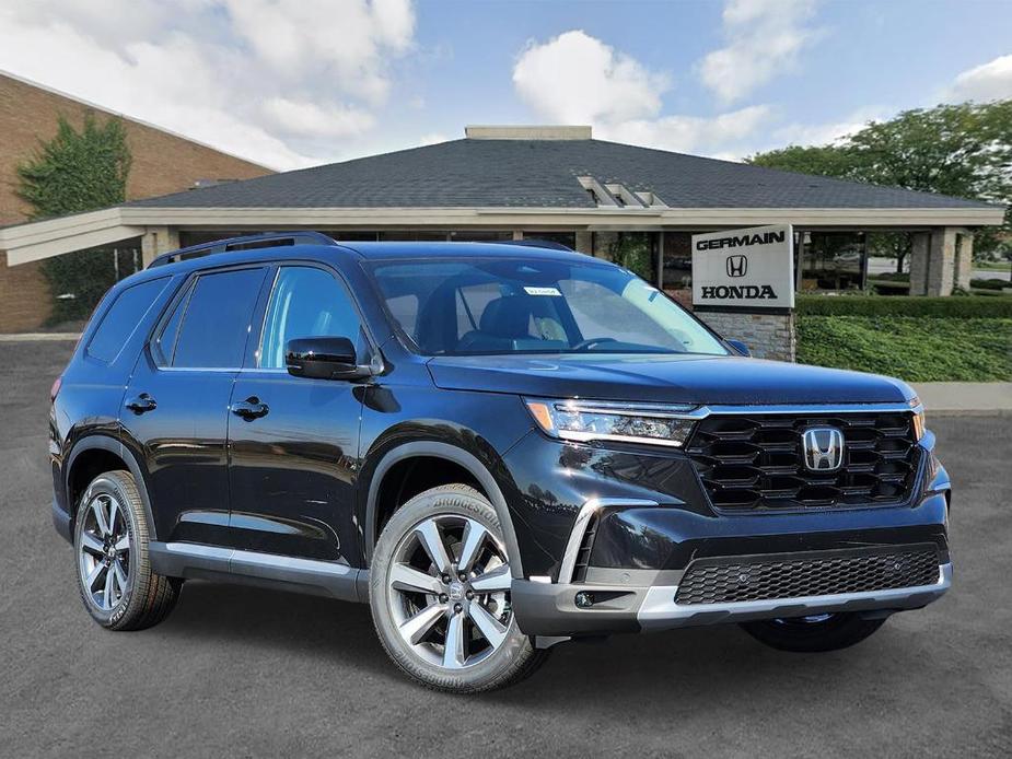 new 2025 Honda Pilot car, priced at $50,995