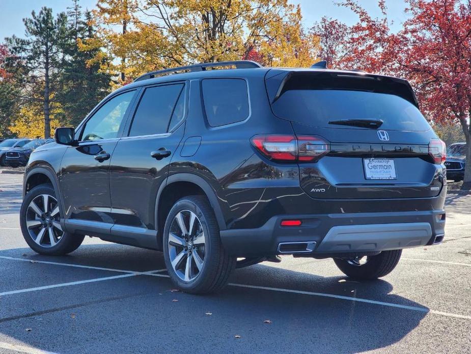 new 2025 Honda Pilot car, priced at $50,995