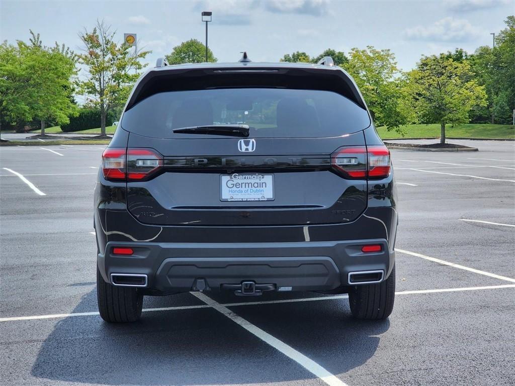 new 2025 Honda Pilot car, priced at $43,645