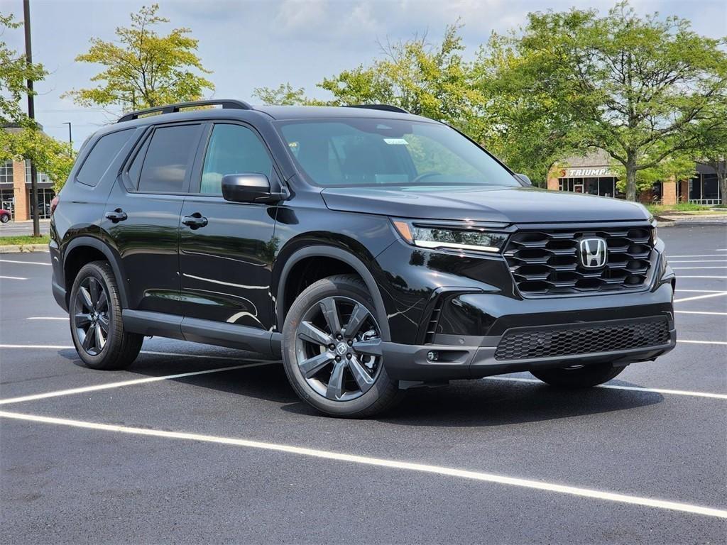 new 2025 Honda Pilot car, priced at $43,645