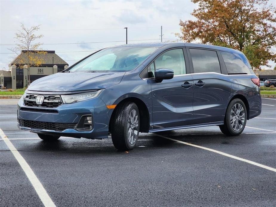 new 2025 Honda Odyssey car, priced at $48,005