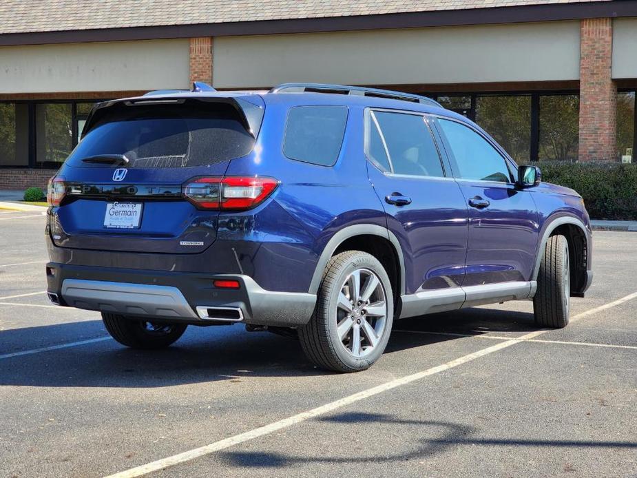 new 2025 Honda Pilot car, priced at $50,495