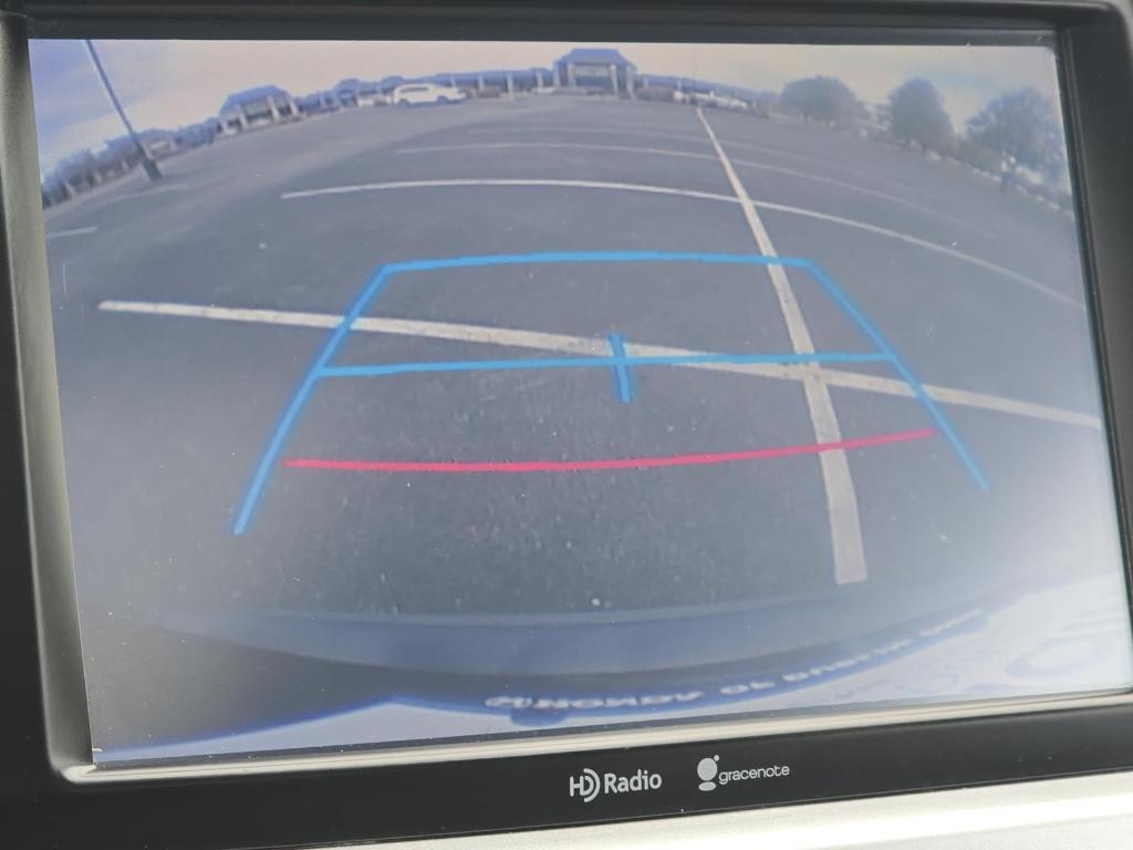 used 2015 Toyota Highlander car, priced at $18,297