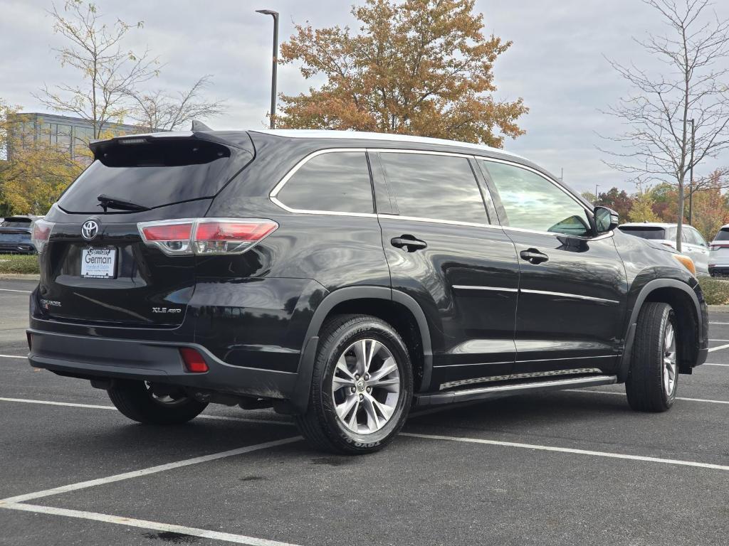 used 2015 Toyota Highlander car, priced at $18,297