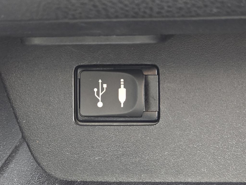 used 2015 Toyota Highlander car, priced at $18,297