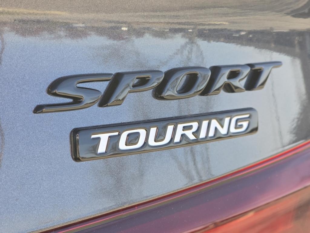 new 2026 Honda Civic Hybrid car, priced at $33,490