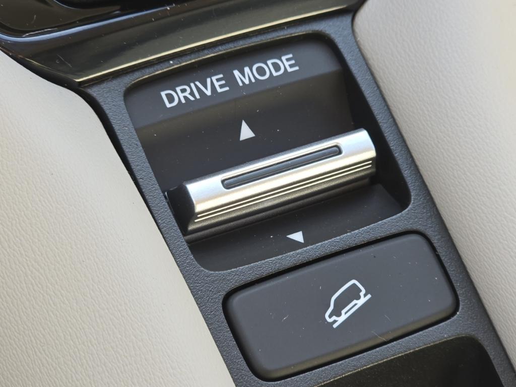 new 2026 Honda HR-V car, priced at $29,605