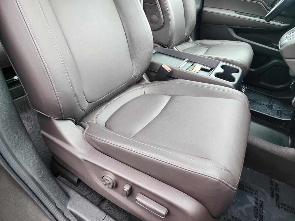 used 2023 Honda Odyssey car, priced at $37,447