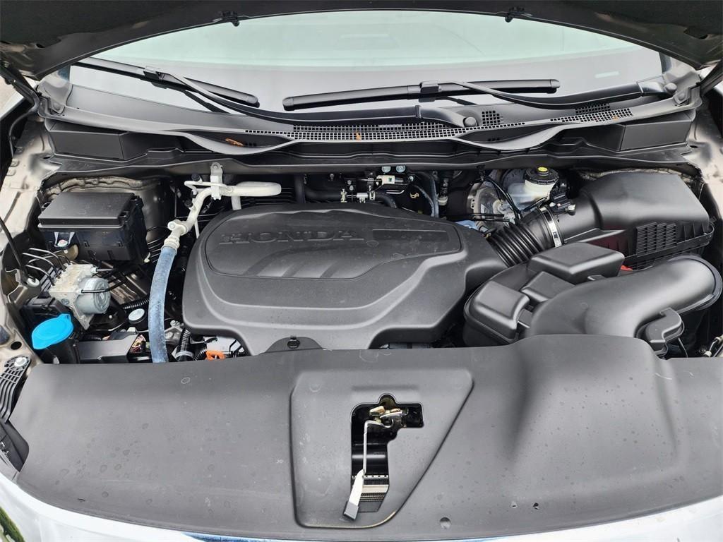 used 2023 Honda Odyssey car, priced at $37,447