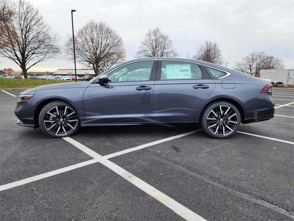 new 2025 Honda Accord Hybrid car, priced at $39,895