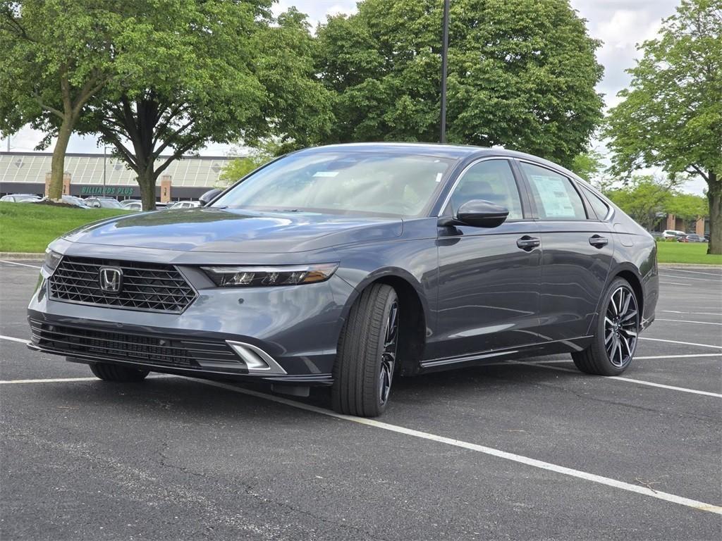 new 2025 Honda Accord Hybrid car, priced at $40,450