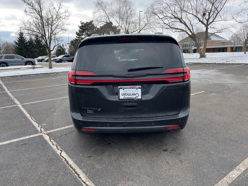 used 2021 Chrysler Pacifica car, priced at $24,847