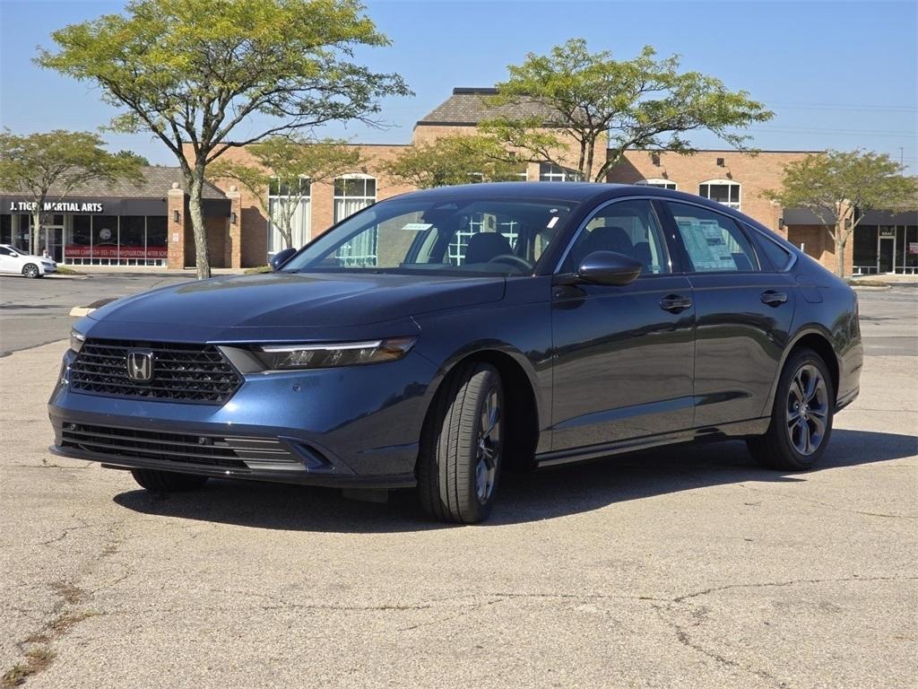 new 2025 Honda Accord Hybrid car, priced at $36,135