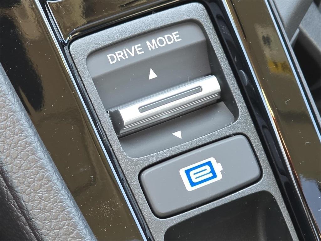 new 2025 Honda Accord Hybrid car, priced at $36,135
