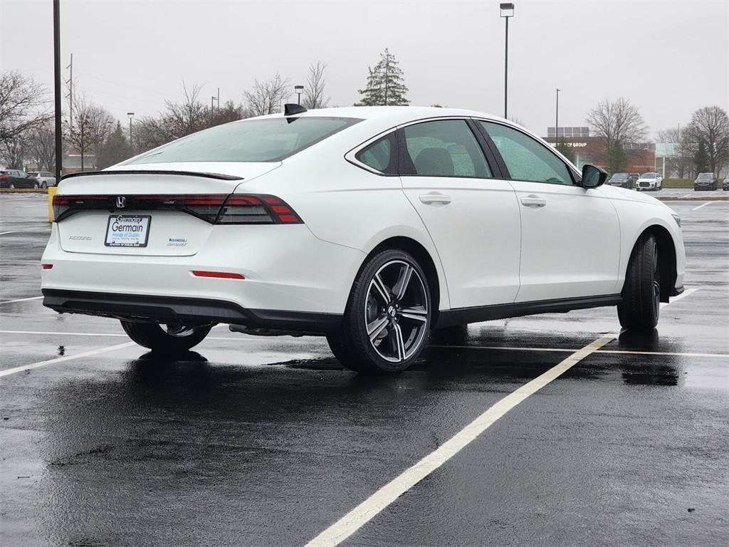 new 2025 Honda Accord Hybrid car, priced at $35,205