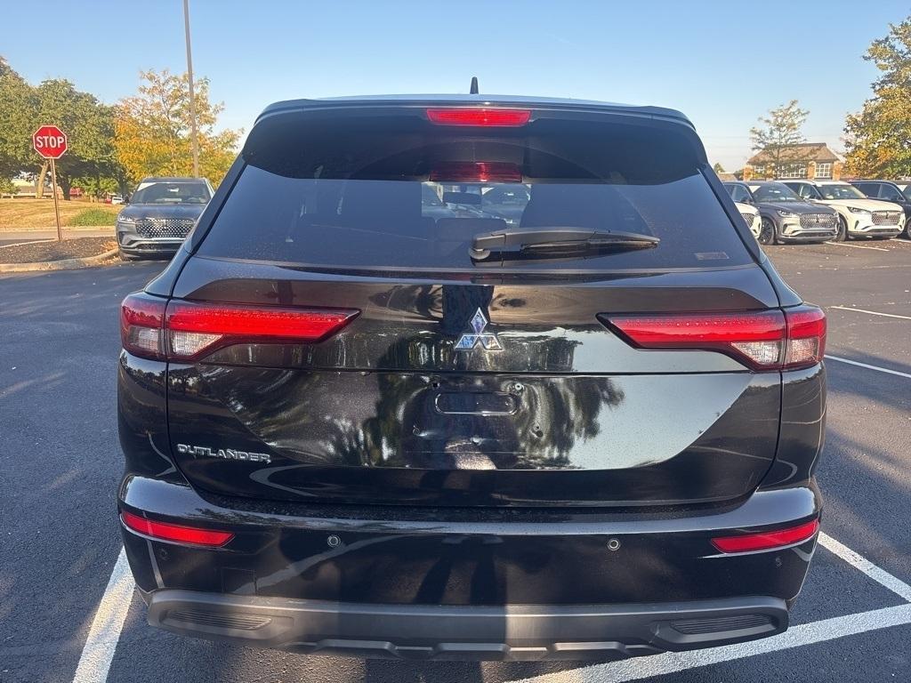 used 2023 Mitsubishi Outlander car, priced at $22,397