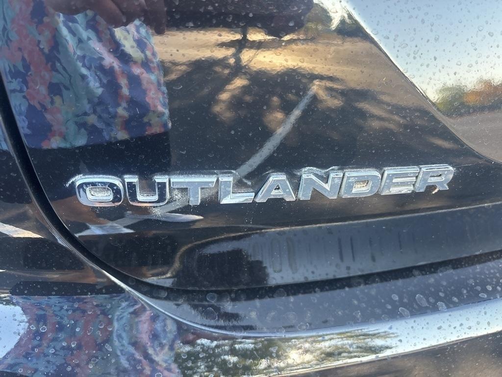 used 2023 Mitsubishi Outlander car, priced at $22,397