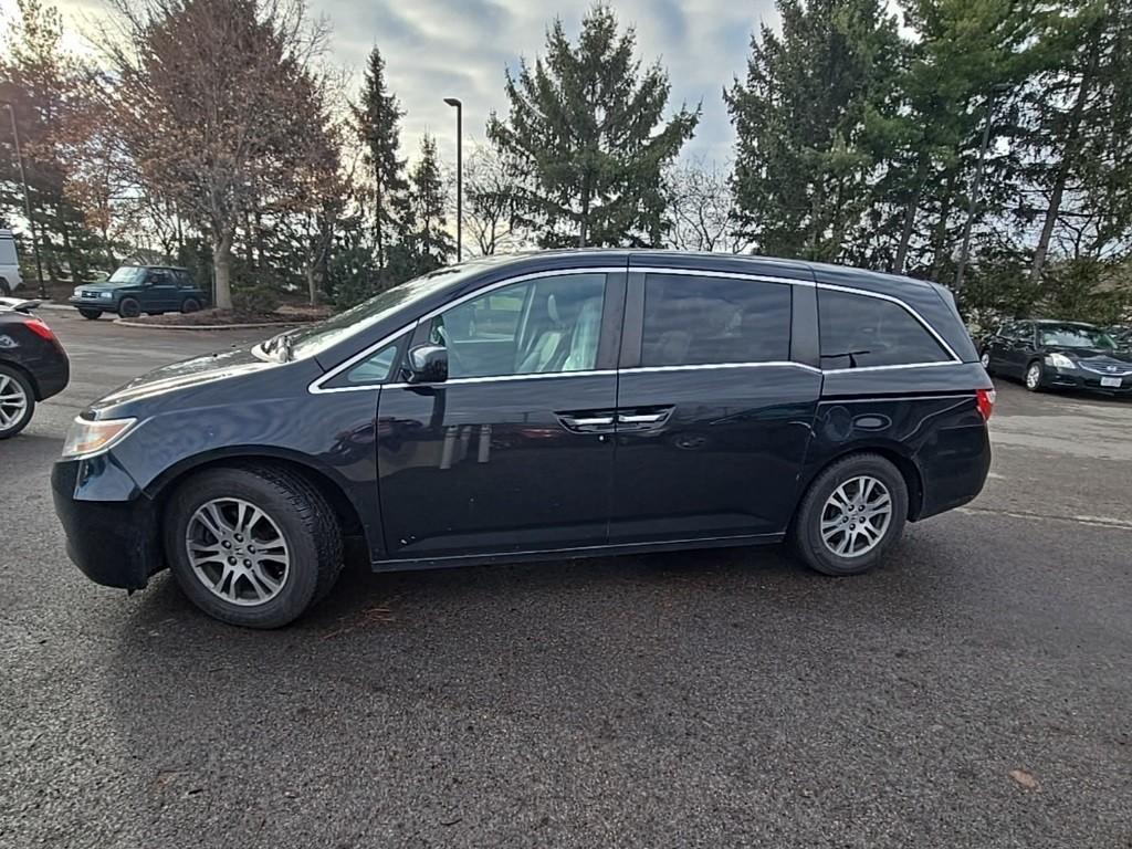 used 2013 Honda Odyssey car, priced at $10,887