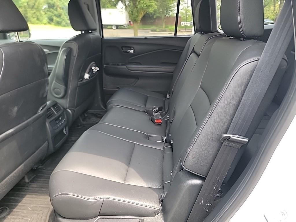 used 2021 Honda Pilot car, priced at $30,557