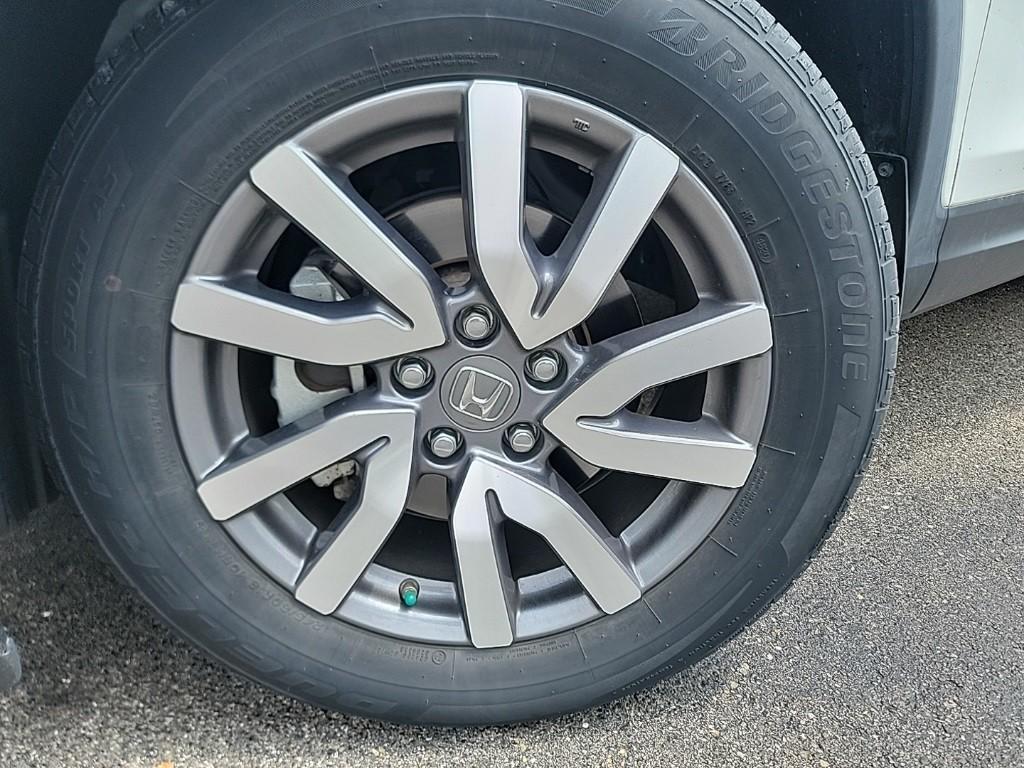 used 2021 Honda Pilot car, priced at $30,557
