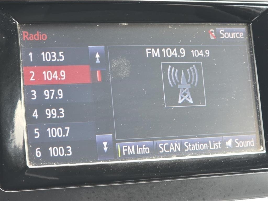 used 2019 Toyota Highlander car, priced at $18,997