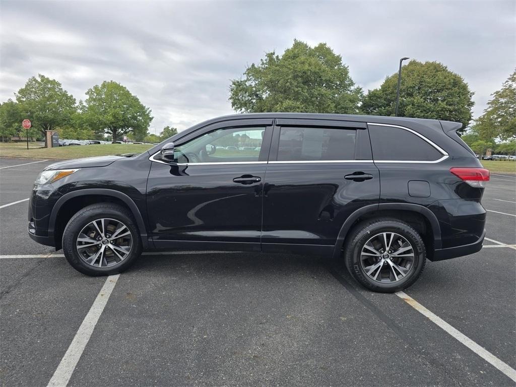 used 2019 Toyota Highlander car, priced at $18,997