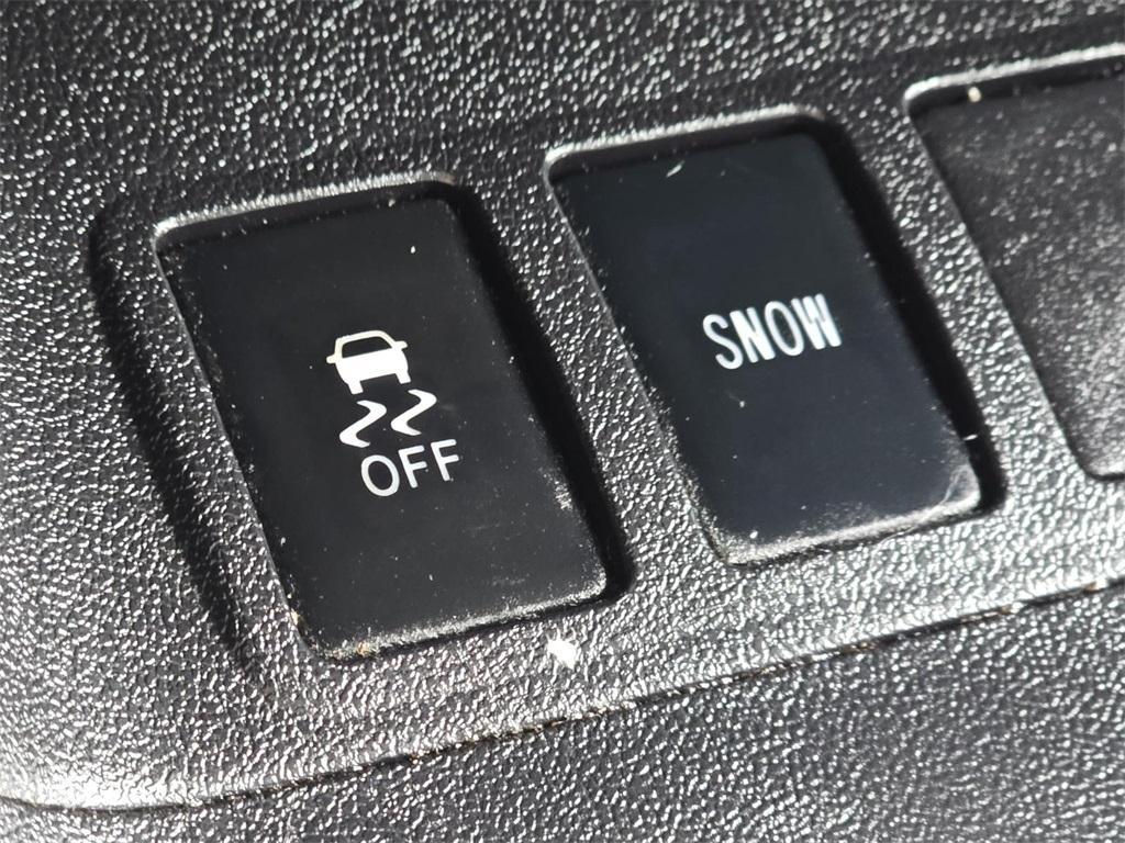 used 2019 Toyota Highlander car, priced at $18,997