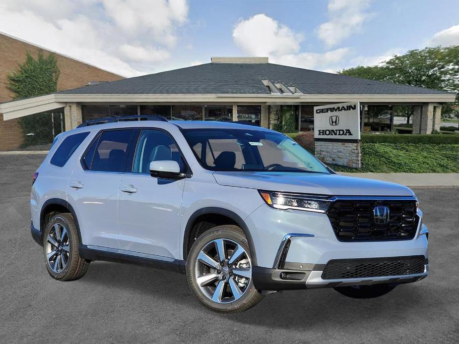 new 2025 Honda Pilot car, priced at $54,930