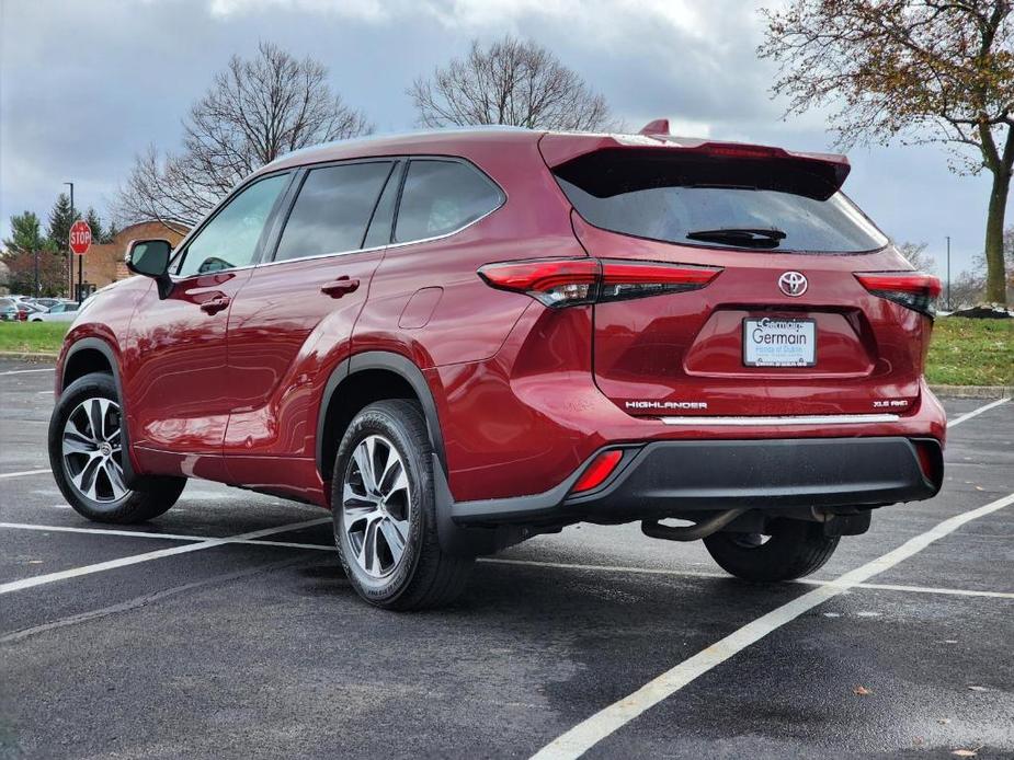 used 2020 Toyota Highlander car, priced at $30,667