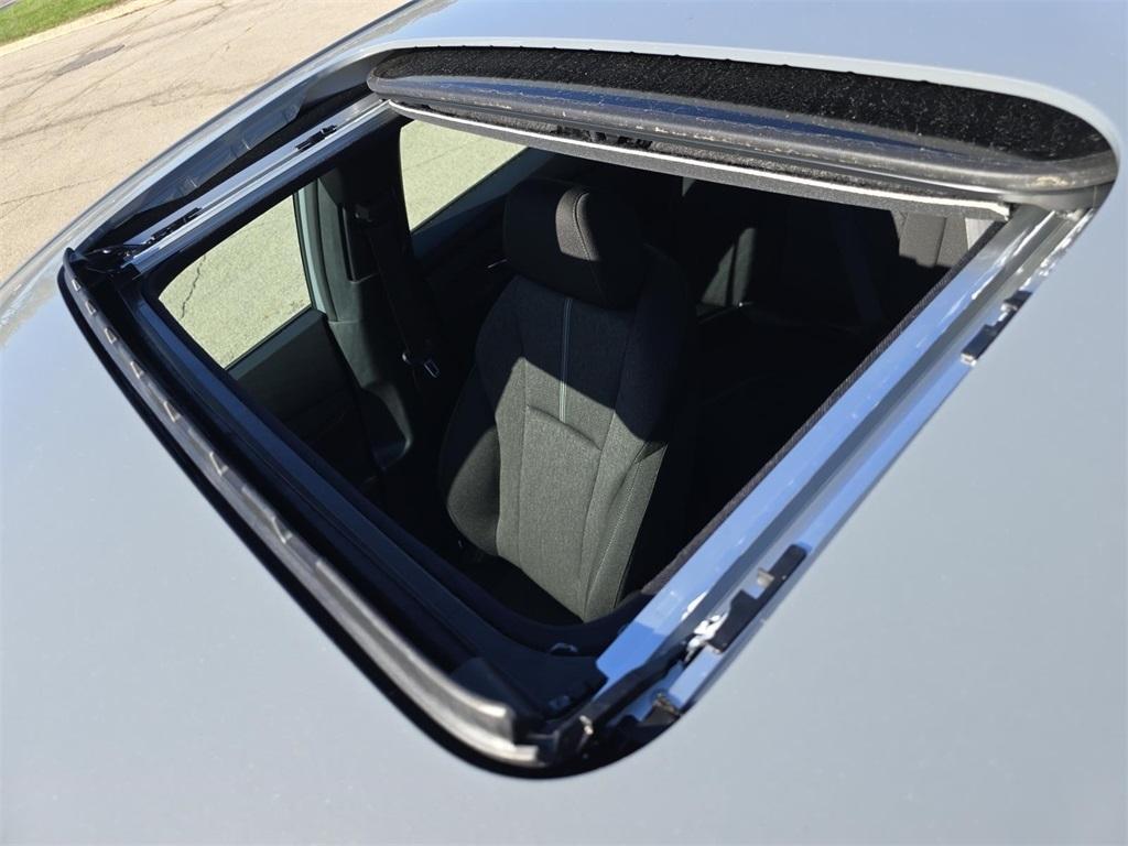 new 2025 Honda Accord Hybrid car, priced at $35,305