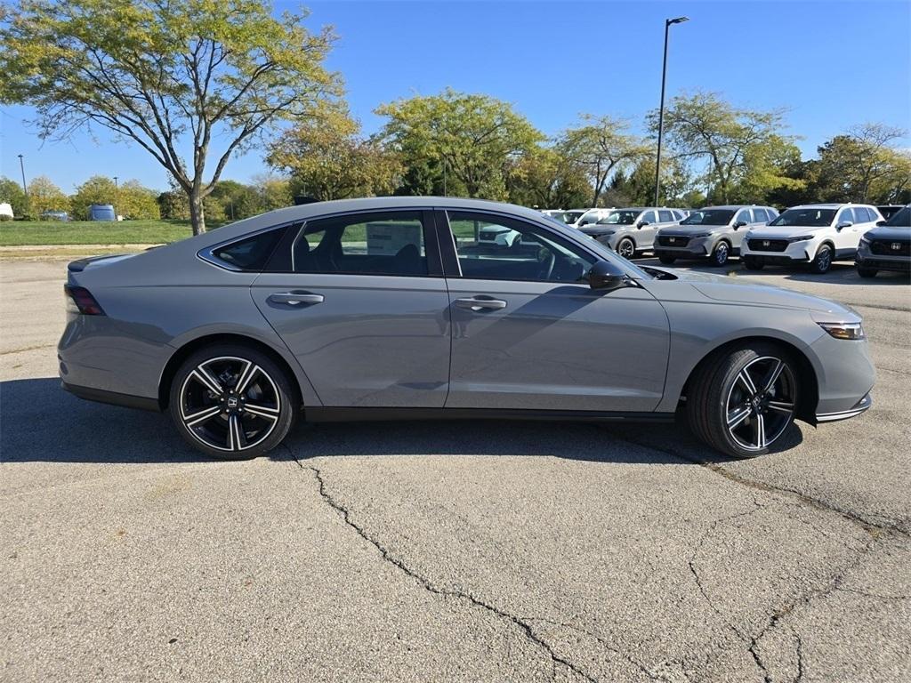 new 2025 Honda Accord Hybrid car, priced at $35,305
