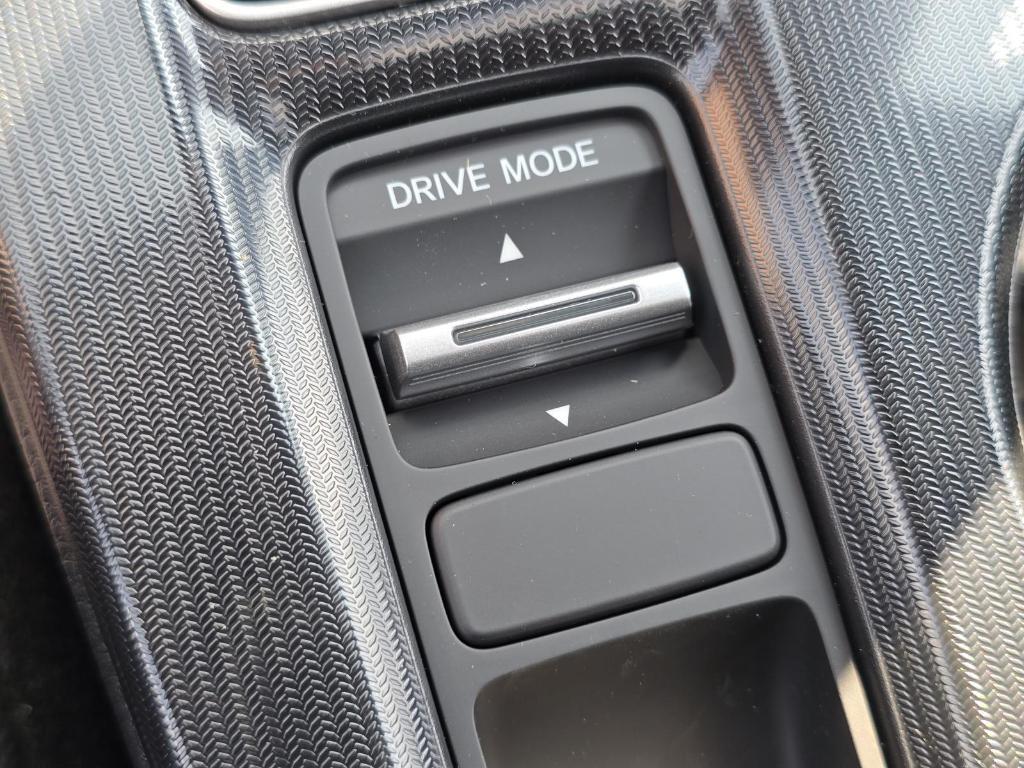 new 2025 Honda Civic Hybrid car, priced at $33,100