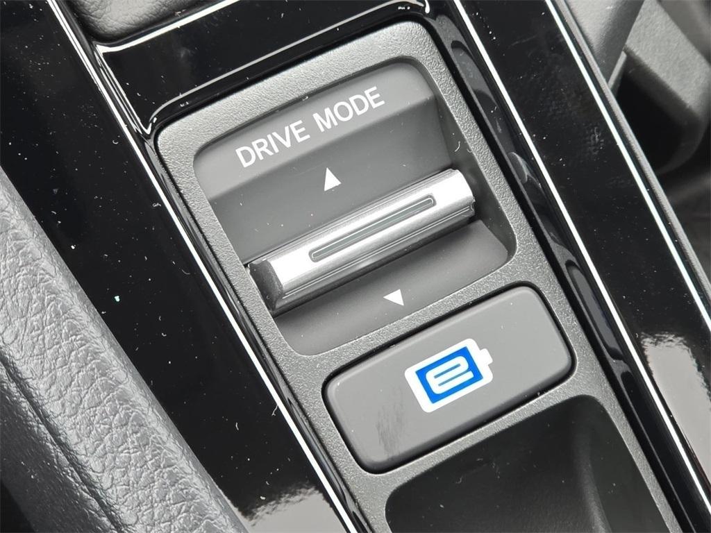 new 2025 Honda Accord Hybrid car, priced at $36,135