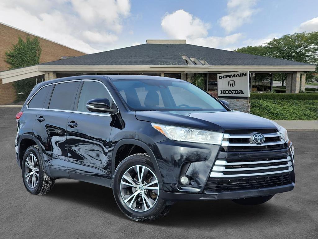 used 2019 Toyota Highlander car, priced at $20,717