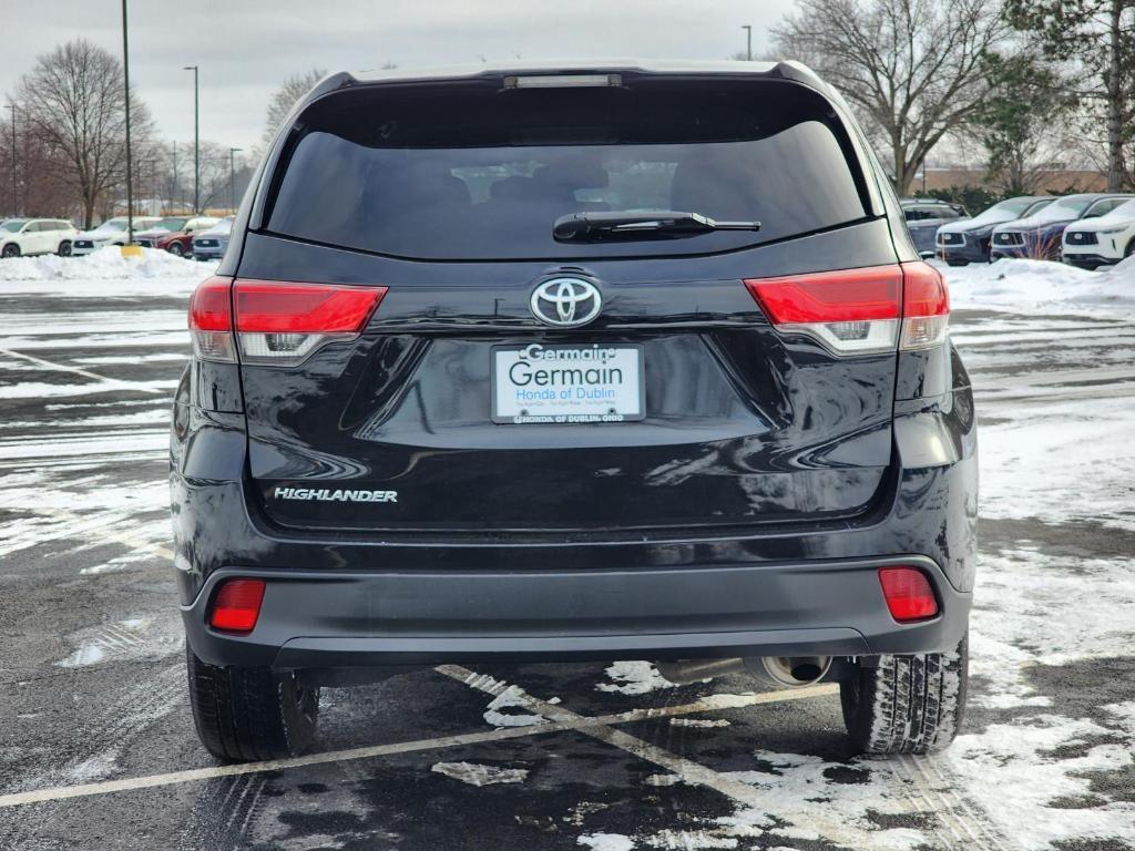 used 2019 Toyota Highlander car, priced at $20,717