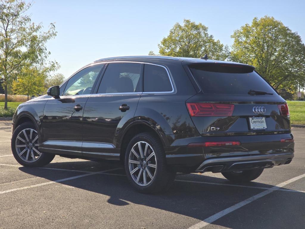 used 2019 Audi Q7 car, priced at $26,797
